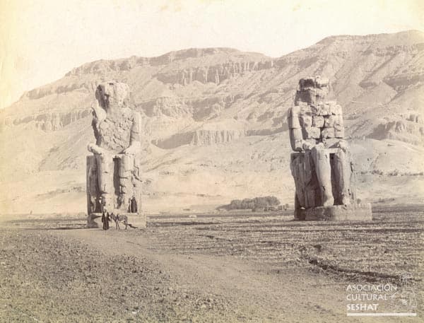 Colosos de Memnón en la orilla occidental de Luxor